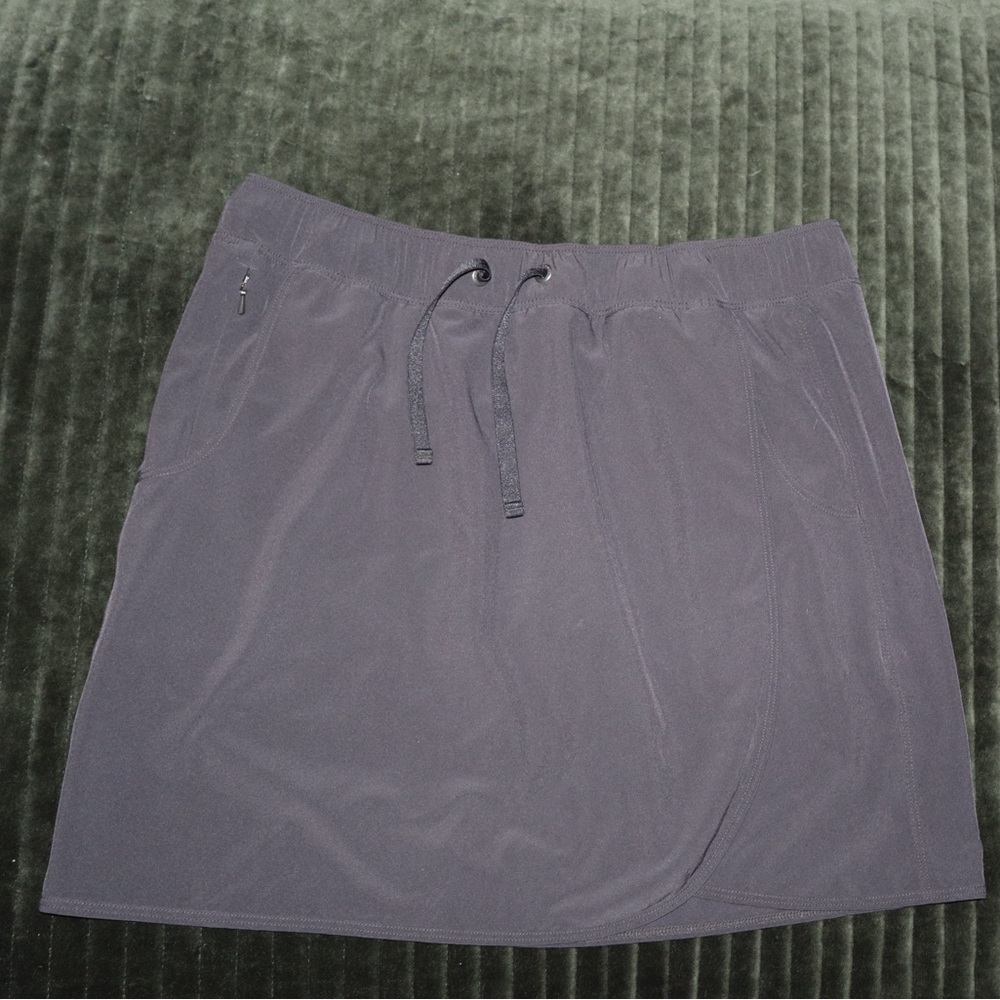 Patagonia Dark Gray Drawstring Athletic Skort